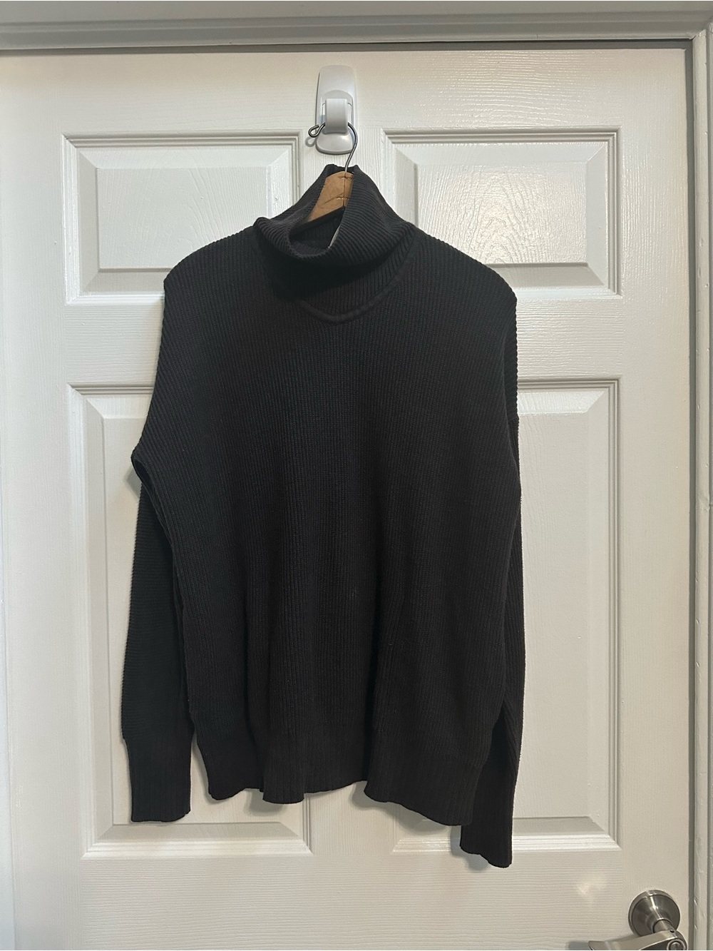 lululemon athletica Black Ribbed Turtleneck Sweater Yak